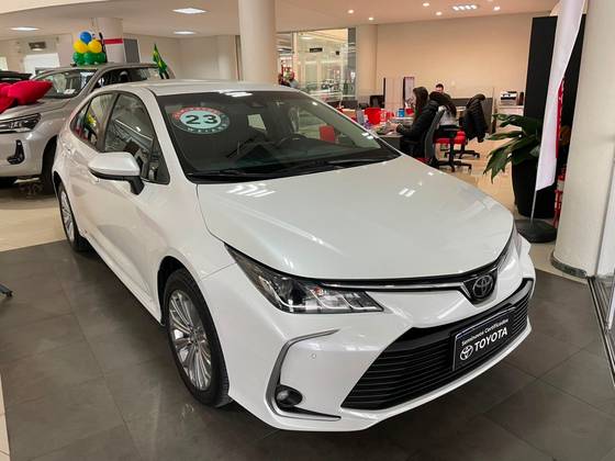 TOYOTA COROLLA 2.0 VVT-IE FLEX XEI DIRECT SHIFT TOYOTA COROLLA 2.0 VVT-IE FLEX XEI DIRECT SHIFT